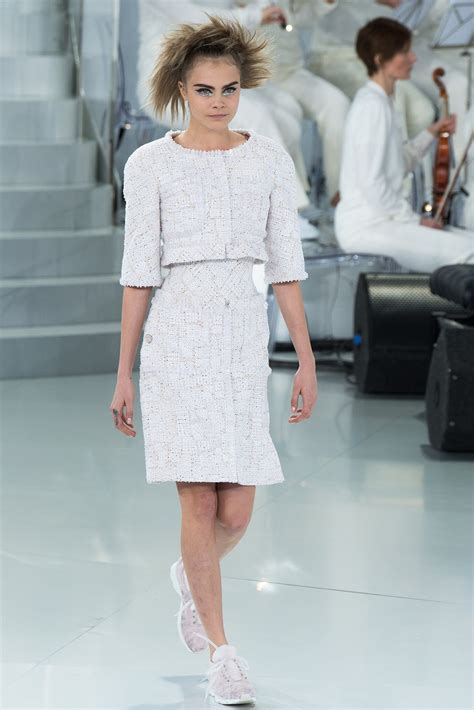 chanel scarpe primavera 2014|Chanel Spring 2014 Couture Fashion Show .